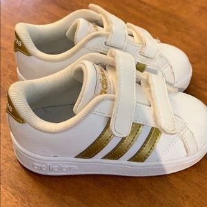Adidas Neo Toddler size 6